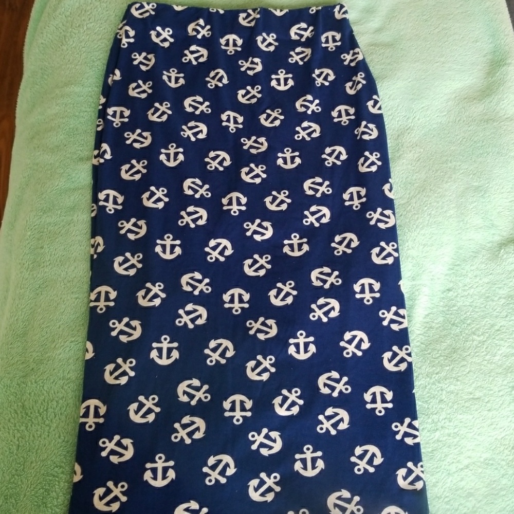 Anchor print pencil skirt
